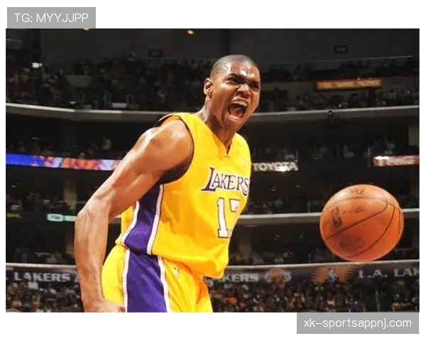 戴维斯挡拆制造篮下空间，效率显著提升领跑湖人内线