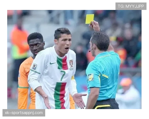 室内足球规则详解：比赛时间与犯规判罚标准解析